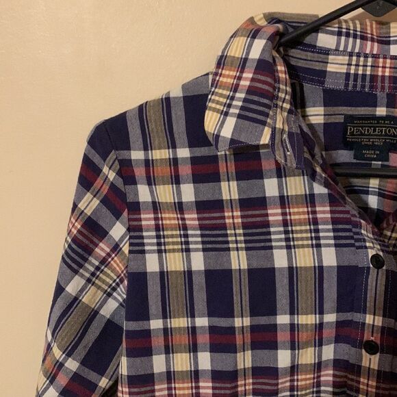 Pendleton Blue Plaid Long Sleeve Button Down Shirt Men's small - Picture 2 of 4